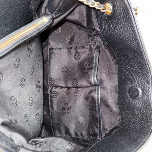 Tory Burch Britten Handbag + Britten Wallet SET in Black/gold - Picture 16 of 16